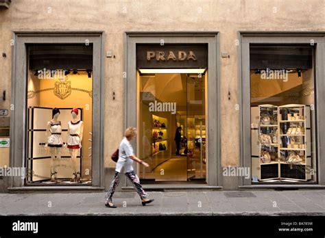 prada firenze tornabuoni|via de tornabuoni shopping.